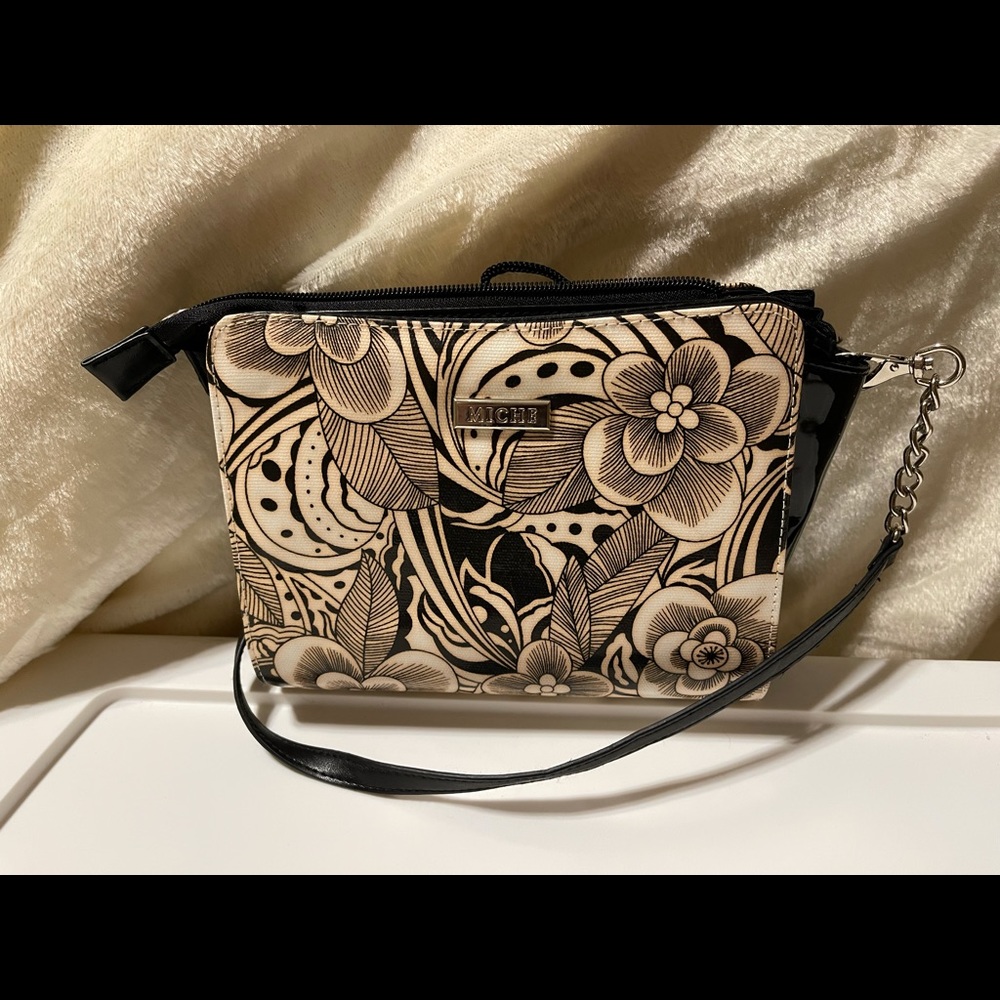 Miche shoulder purse or handbag floral design cover